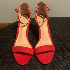 Madden Girl Women’s Beella Block Heel Sandals. Red. Size 8. Almost Brand New!!